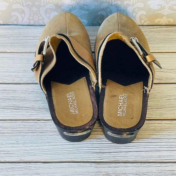 MICHAEL KORS Suede Clogs Wooden Size 8 Taupe - Picture 8 of 9